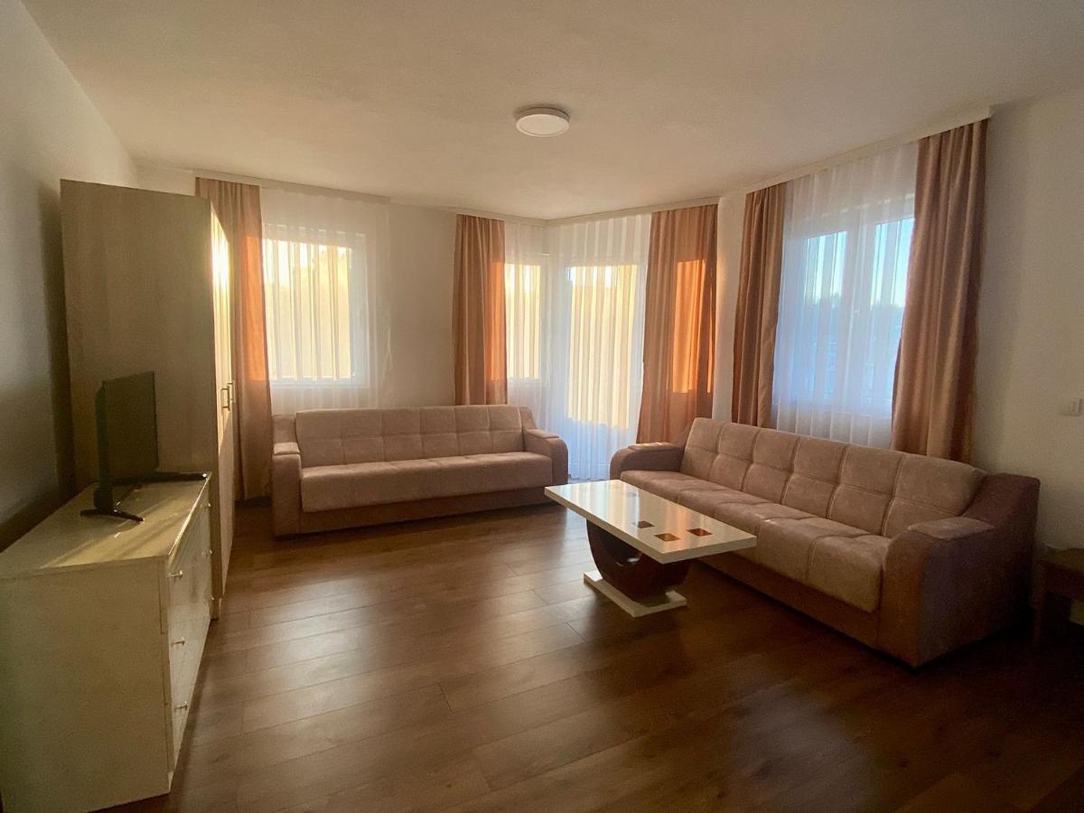Vila Centar Mb Panzió Sjenica Kültér fotó